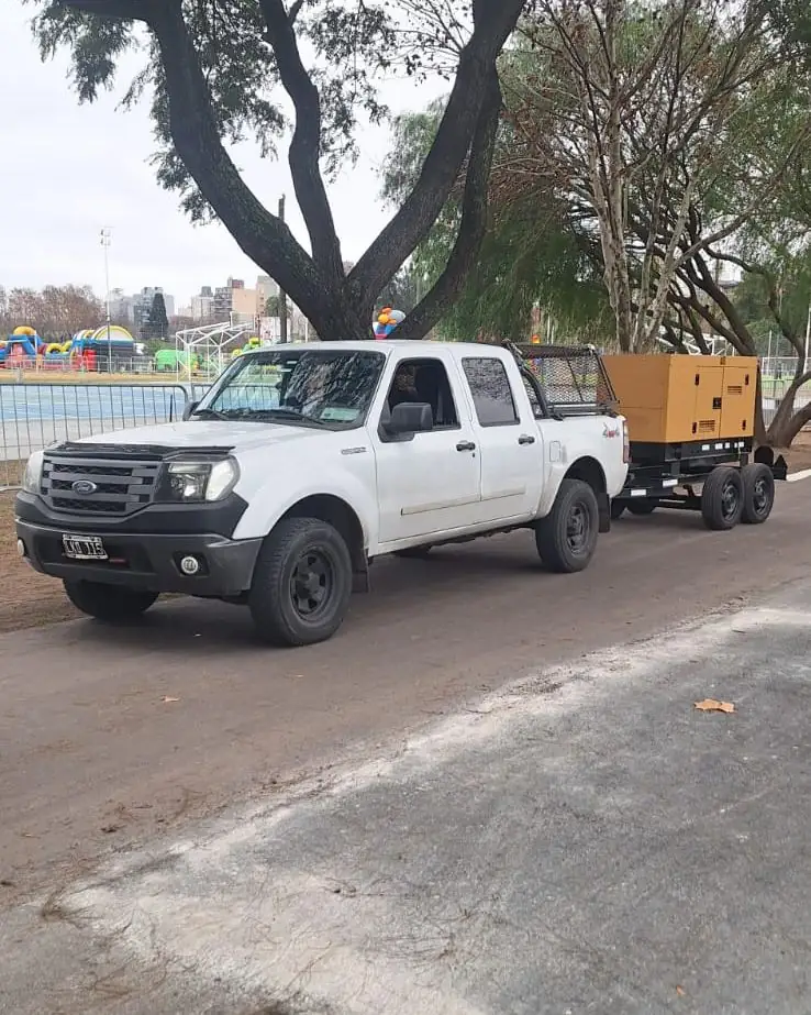 Traslado del grupo electrógeno con camioneta: entrega y retiro incluidos